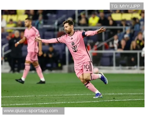 梅西梅开二度锁定胜局纳什维尔门将扑救失误致失球