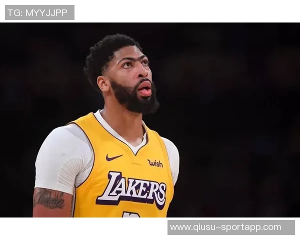 小里称浓眉是联盟前五球员其飞天遁地表现堪比凯文加内特