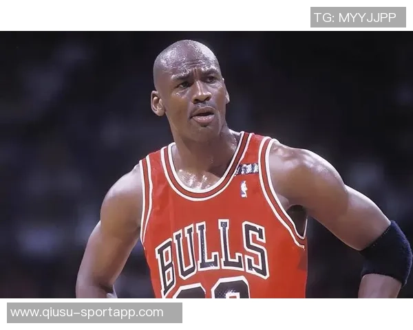 库里创纪录第63次以70以上真实命中率得分40乔丹紧随其后并列第二